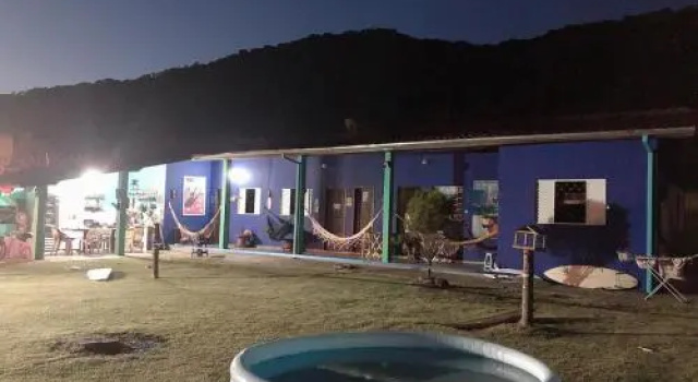 Farah Hostel Suítes Camping Smartcamp e Passeio de barco, Забронировать Хостел Хостелы Sao Sebastiao Coast, Хостел