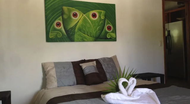 Коттедж Turtle Beach Cottages