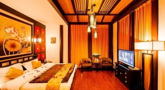 Yiyuan Family Inn, Забронировать Отель Отели Лицзян с парковкой, рядом с Guan Men Kou, Парковка