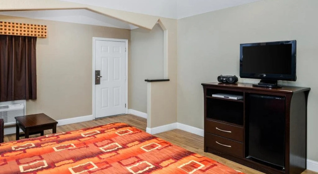 Scottish Inn & Suites Highway 6 South, Rezervasyon Mini-otel Mission Bend Houston