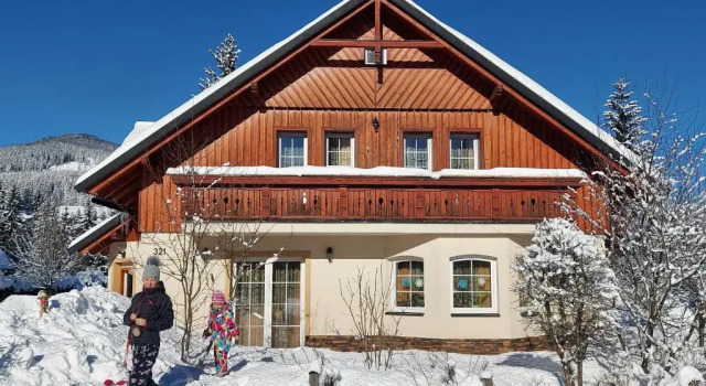 Apartmány Eva, Rezervați Hotel Janske Lazne Hradec Kralove, lângă U lesa 2