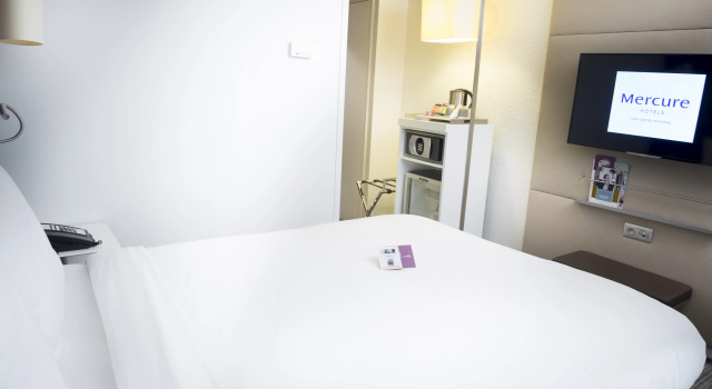 Отель Mercure Paris Centre Tour Eiffel 