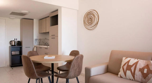 Apartment overlooking golf course, Horizon Golf Residence, St Cyprien, Забронировать Апартаменты/квартира Отели Сен-Сиприен с парковкой, Парковка