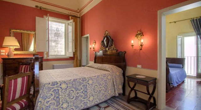 Palazzo Bitonti, Забронировать Отель Отели в центре Гальяно-дель-Капо, в центре, Завтраки