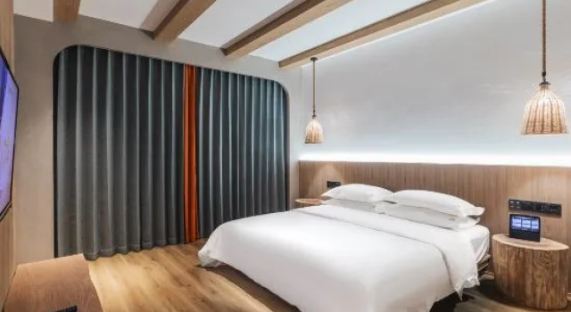 Семейный люкс с видом на реку Ruyi Garden Hotel