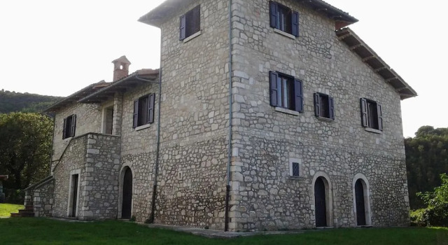 Agriturismo La Commenda, Rezervați Hotel Cascia Umbria