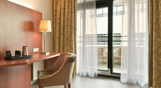 Двухместный номер Standard с балконом Van der Valk Theaterhotel Almelo