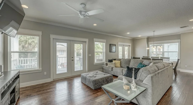 Luxury Beach House II - With Elevator, Забронировать Отель Джексонвилл-Бич Jacksonville Coast