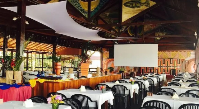 Кровать в общем номере Beira Rio Hotel