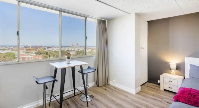 Celina's Ocean View Studio - Adults Only, Забронировать Отель Фримантл Perth Region, рядом с Challenger Harbour