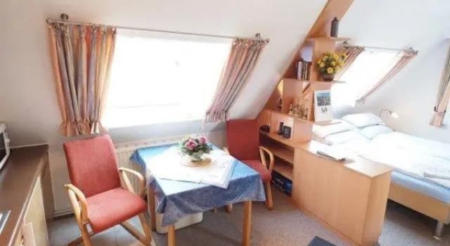 Eichhorn Nord, Rezervați Hotel Wenningstedt Sylt