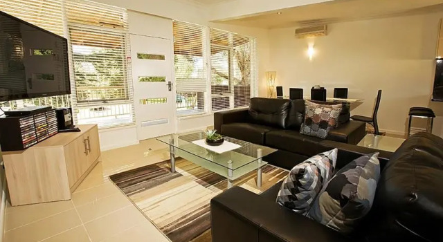 1-38 Chapel St , Cowes