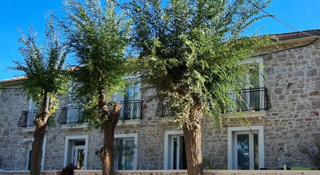 Boutique Vila Marijini Dvori, Забронировать Бутик-отель Трибунь Шибенско-Книнская жупания, рядом с Пристань для яхт Трибуни