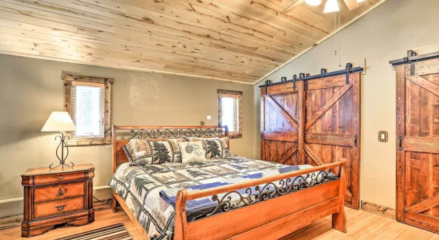 Pagosa Springs Gem w/ Yard, Decks + Mtn Views!, Забронировать Дом для отпуска Пагоса-Спрингс Колорадо