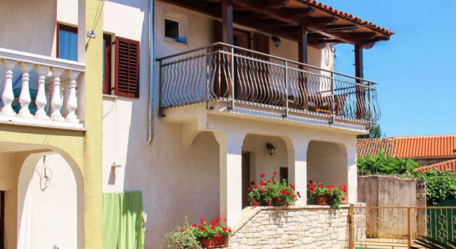 Milka 2 Foli in Foli, Rezervovat Hotel Central Istria hotely se snídaní, Snídaně