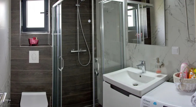 Апартаменты с балконом и с видом на море Ralux apartman Tivat