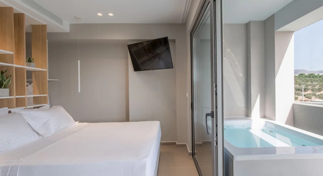 Noemie Luxury Suites