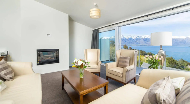 Gemini Lake View Villa, Rezervasyon Villa Fern Hill Queenstown