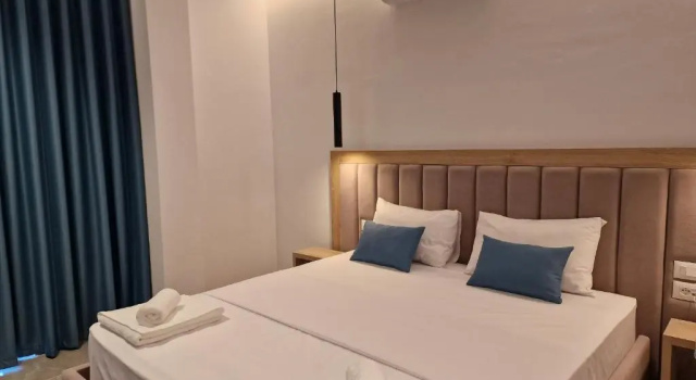 Двухместный номер Standard с видом на бассейн Monel Hotel