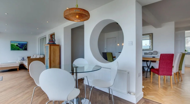Luxury Property With Magnificent Panoramic Views of the sea, Забронировать Отель Отели Carmarthenshire 3 звезды, 3*