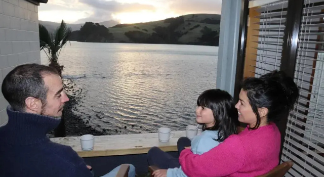 Семейный номер Standard с видом на воду Akaroa Waterfront Motels
