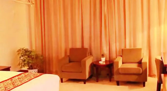Luqiu Holiday Hotel