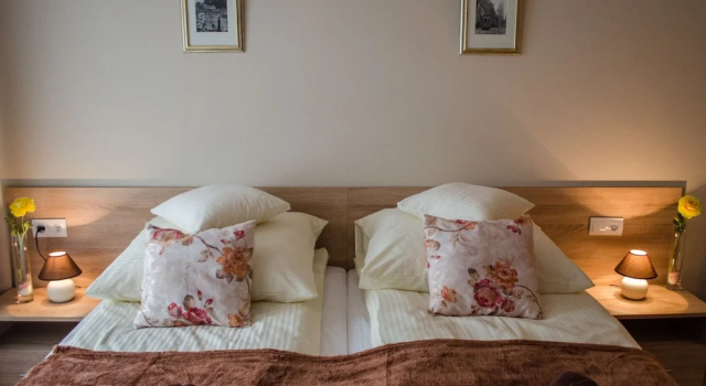 Номер Comfort Royal Route 29 Comfort Rooms