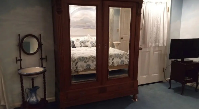 All Season's Groveland Inn