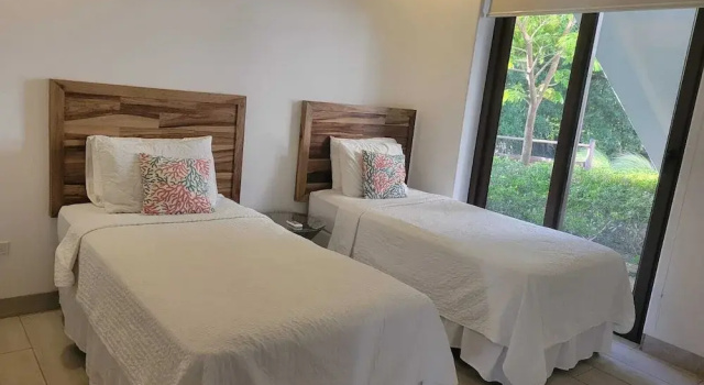 Апартаменты Deluxe Hacienda Iguana Beach and Golf Resort