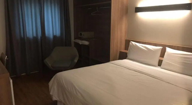 Номер Standard Delmond Hotel