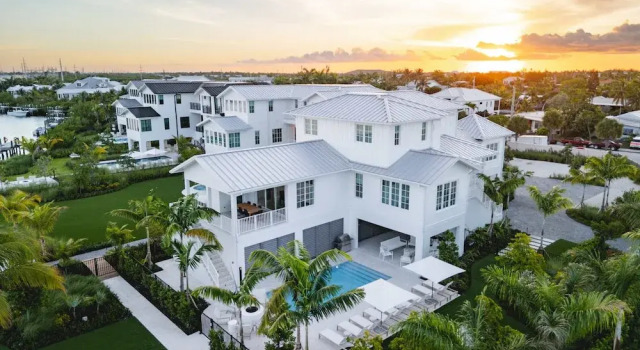 The Joyrise House at Solaire Lunara Bay, Varaa Lomakoti Raccoon Key Yhdysvallat