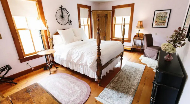 Номер Deluxe Round Barn Farm B & B Event Center