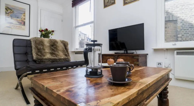 Quiet 1 Bed Apartment Pimlico, Забронировать Апартаменты/квартира Отели Большого Лондона с парковкой, Парковка