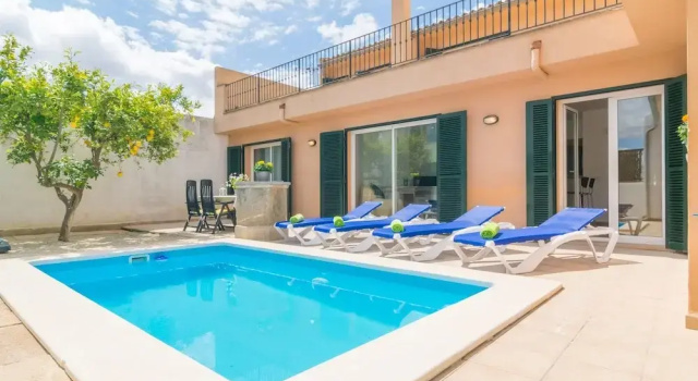 Вилла Goixa in Lloseta With 3 Bedrooms and 2 Bathrooms
