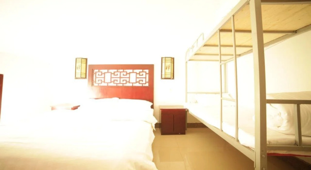 Kungfu Hostel, Book Hotel Dengfeng Henan