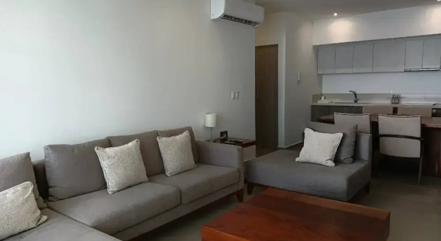 One Bedroom, Great Location Steps From the Beachh, Beautiful Roof Top View!, Забронировать Апартаменты/квартира Плая-дель-Кармен Кинтана-Роо