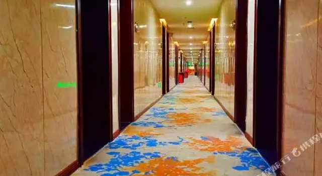 Yicheng Boutique Hotel, Забронировать Бутик-отель Гуанъюань Сычуань