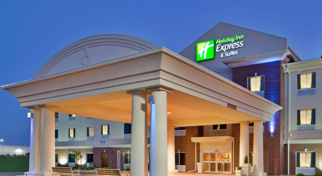 Holiday Inn Express & Suites Sedalia by IHG