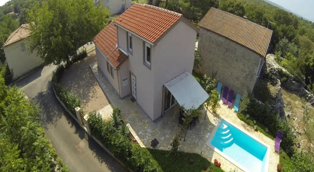 Villa ISA, 予約 ヴィラ Lakmartin クルク島