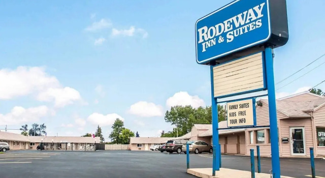 Rodeway Inn & Suites Niagara Falls, Varaa Hotelli Niagaran putoukset Ontario