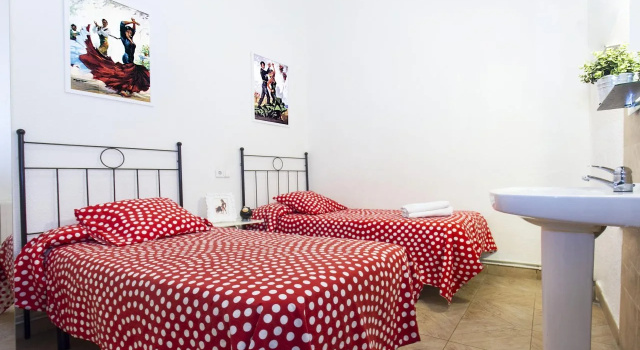 Hostal Bahia Madrid, Забронировать Отель центр города Мадрид
