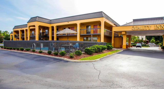 Номер Standard Quality Inn Airport - Southeast