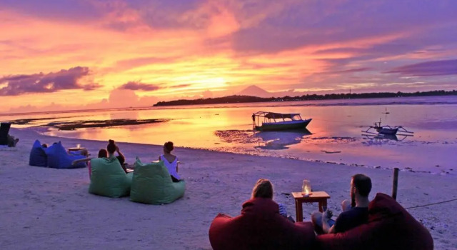 Pandan Bungalow, Забронировать Гостевой дом Гили-Эйр 