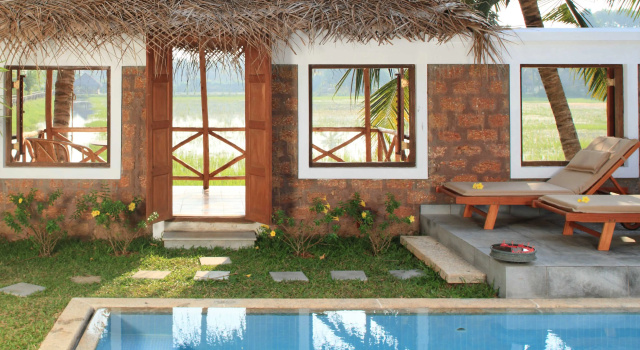 Вилла с видом на озеро Coconut Lagoon Kumarakom - A CGH Earth Experience