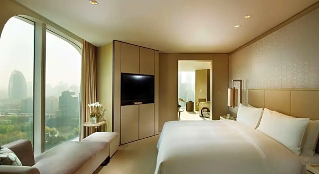 Двухместный люкс клубный Executive Conrad Beijing by Hilton