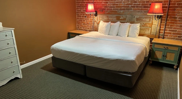 Четырёхместный номер Standard William Watson Hotel