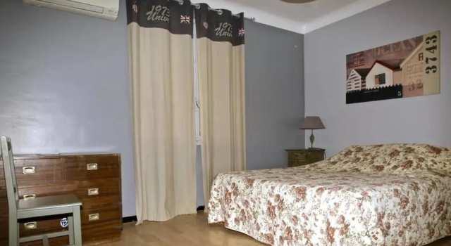 House With 2 Bedrooms in Saint-gilles, With Pool Access, Enclosed Gard