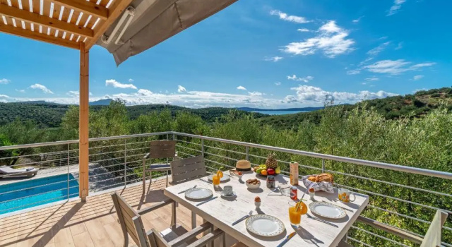 Вилла с 3 комнатами Kosyforema Villas