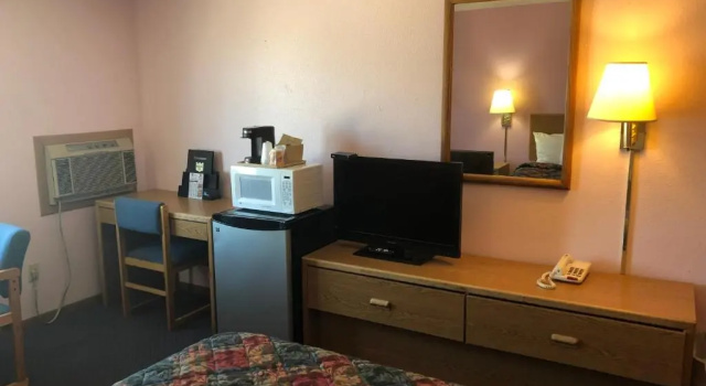 Standart çift kişilik oda Executive Inn