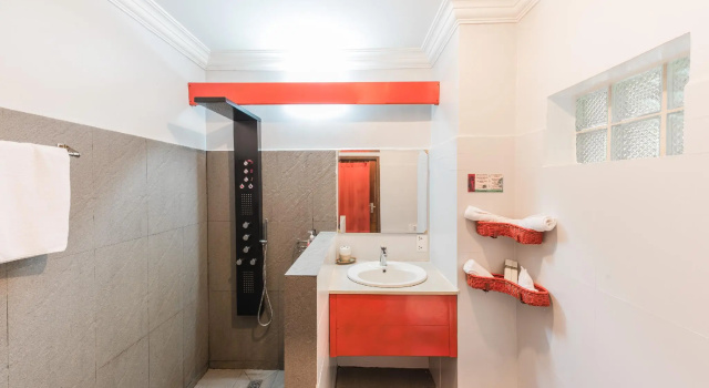 Семейный номер Standard с видом на бассейн Pavillon Indochine Boutique - Hotel